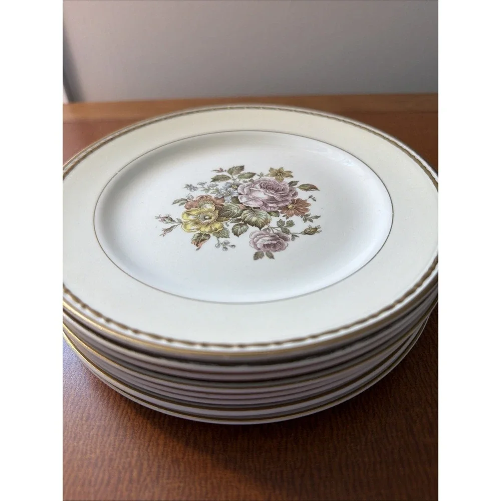 Vtg Homer‎ Laughlin Eggshell GEORGIAN Set Of 8 Gold Filigree Desert Plates 7